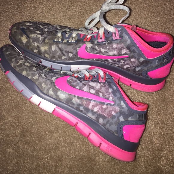 SOLD Nike Free Cheetah Print - Picture 1 of 4