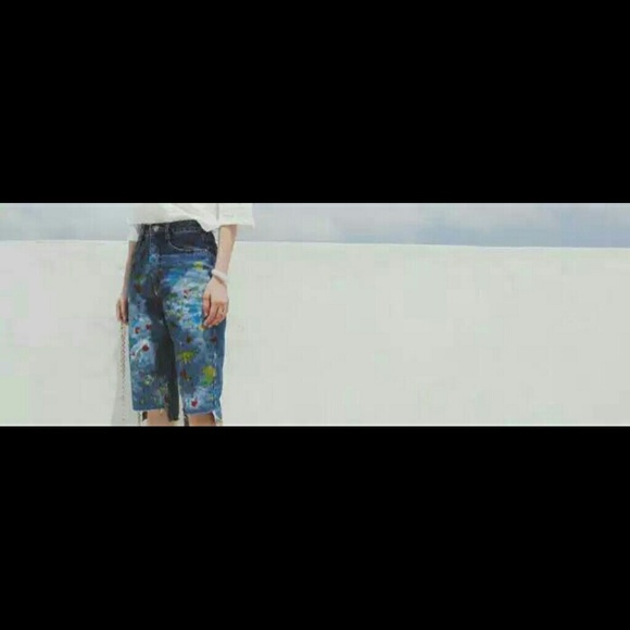 Graffiti denim shorts