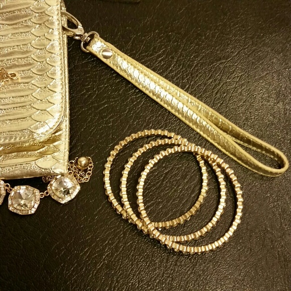 πHPπ Gold Metallic Python Print Clutch - Picture 4 of 4