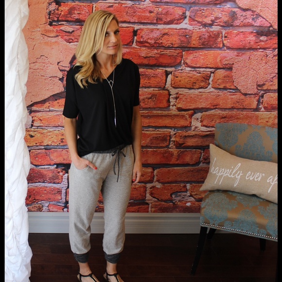 Light gray joggers with charcoal gray trim - Picture 2 of 4