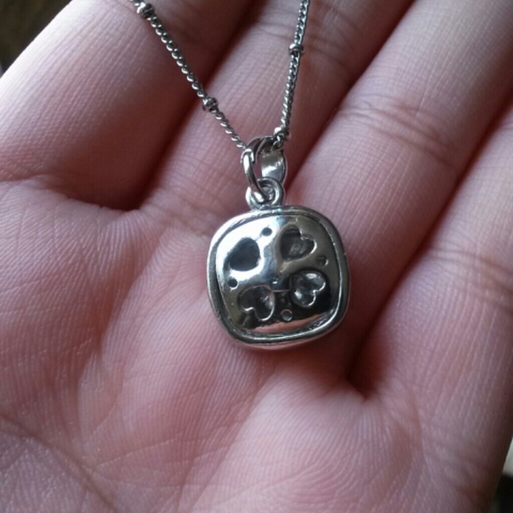 *Host pick 6/1*Beautiful necklace!! - Picture 2 of 2