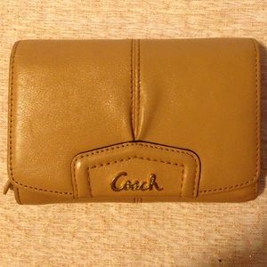 Small coach wallet!