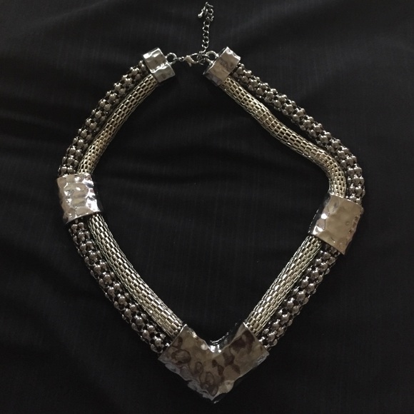 Pewter color necklace - Picture 1 of 4