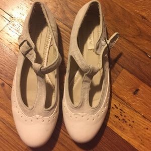 Urban outfitters flats size 9