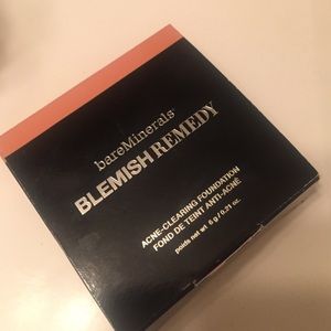 BareMinerals Blemish remedy