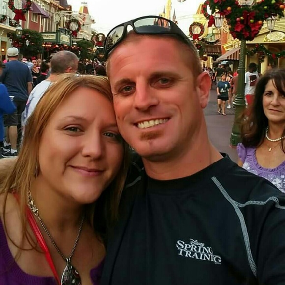 Meet your Posher- I am... - Picture 8 of 8