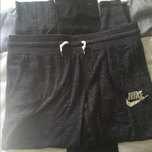 Nike joggers