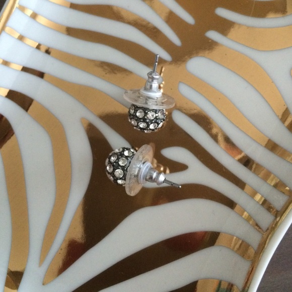 Silver Soirée Studs