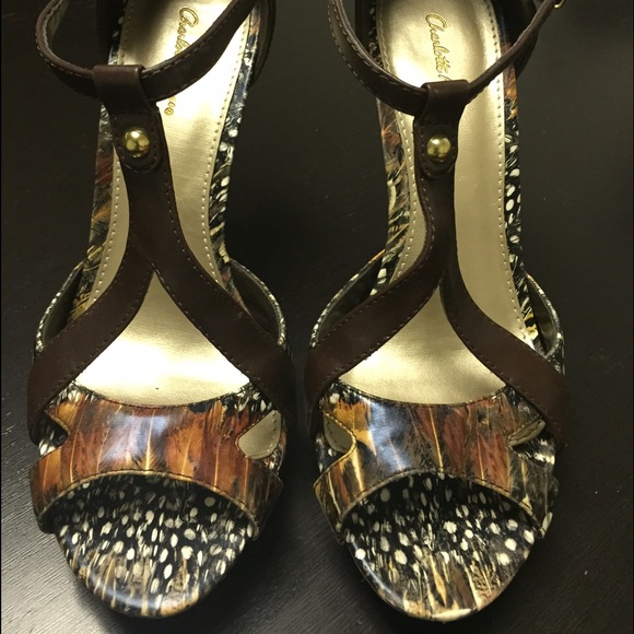 Heels - Picture 2 of 4