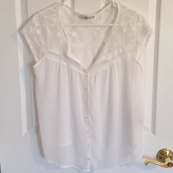 Abercrombie & Fitch Bohemian Style White Top!