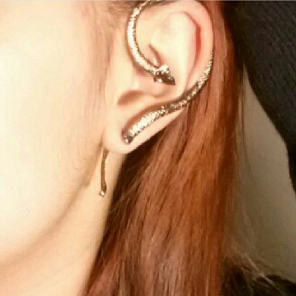 ear cuff