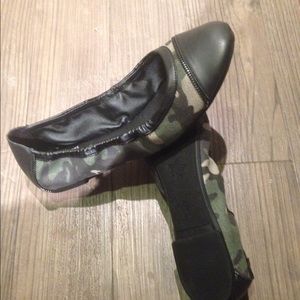New Sam Edelman camo flats