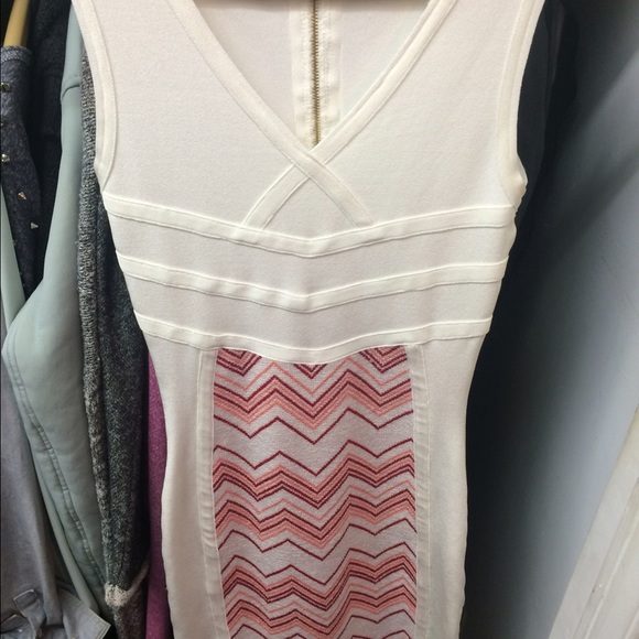WHITE SEMI FORMAL DRESS! - Picture 1 of 1