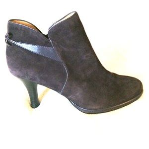 Suede Bootie Heals 👠