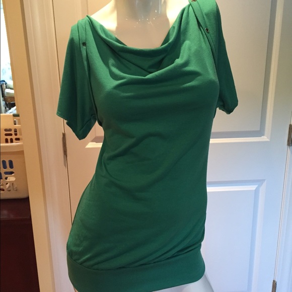 Threads brand beautiful shirt! Sz small Nwt!!