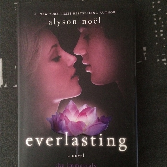 Hard cover "Everlasting" by Alyson Noel - Picture 1 of 3