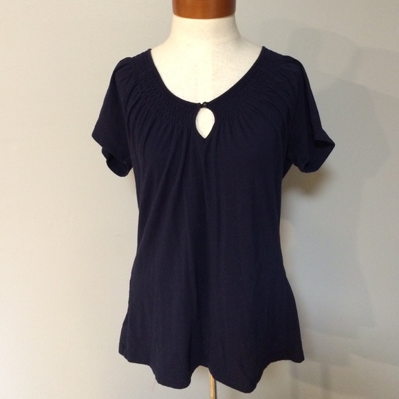 Cotton/spandex navy shirt