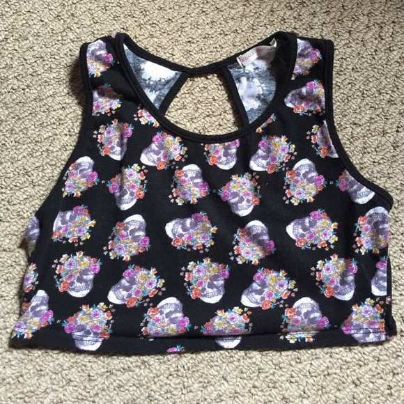 Skull and roses cut-out back crop top tank
