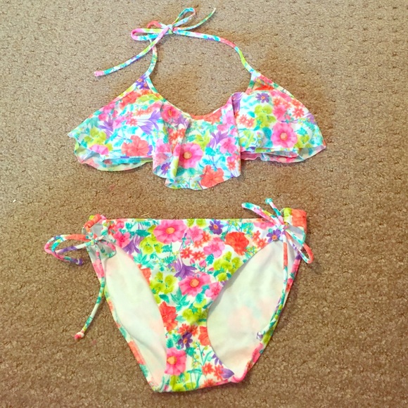 NEW VS Floral Flounce-top Bikini