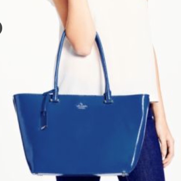 🌟SOLD🌟Kate Spade Small Harmony in patent - Picture 4 of 4