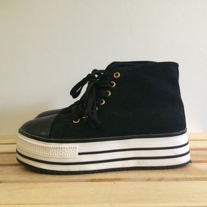 BDG Platform Sneakers