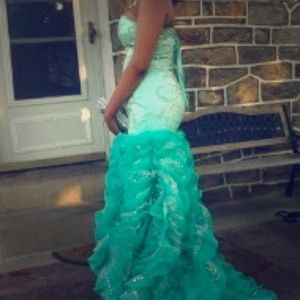 Prom dress