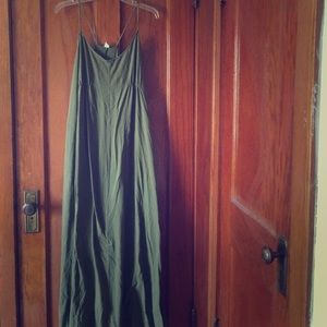 Old Navy Maxi Dress in Olive