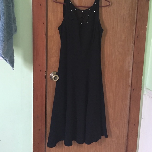 Cute black dress