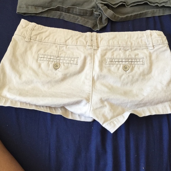 Abercrombie & Fitch shorts. - Picture 2 of 4