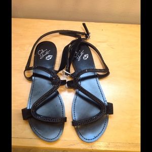 COLIN STUART BLACK FLAT  RHINESTONE  SANDALS NWOT