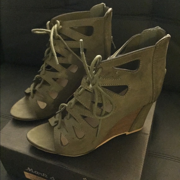 Lace-Up Wedge (OBO)