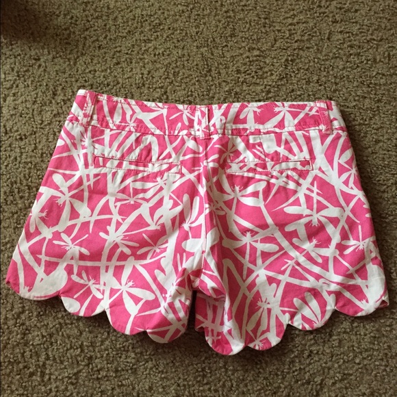 Lilly Pulitzer butter cup short.