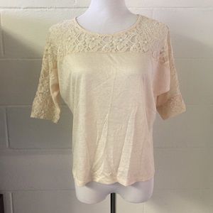 NWOT knitted cream top