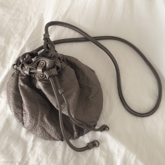 Deena & Ozzy Bucket Bag from UO