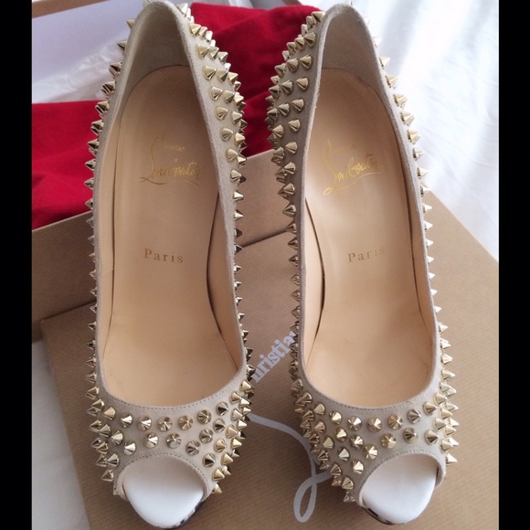 🚫SOLD🚫Authentic Christian Louboutin Heels👠 - Picture 2 of 4