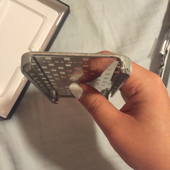 Marc Jacobs iPhone 5/5S Case - Picture 2 of 4