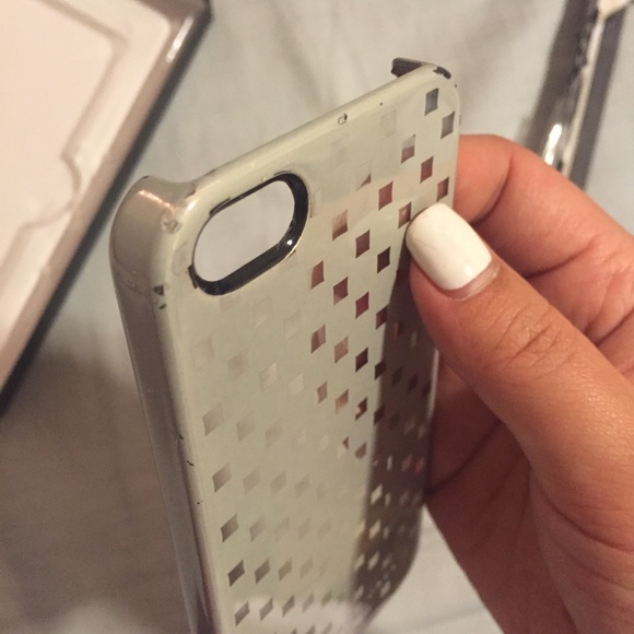 Marc Jacobs iPhone 5/5S Case - Picture 3 of 4