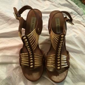 Steve Madden wedges