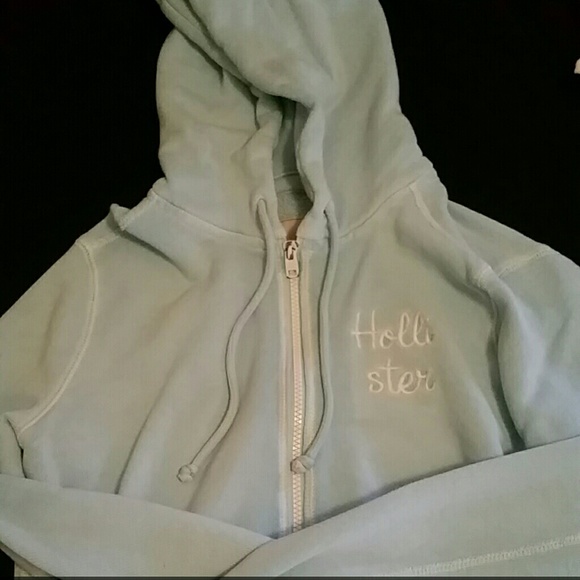 Hollister crop sweatshirt