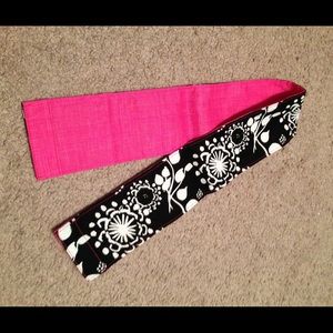 Thirty One Strap Wrap