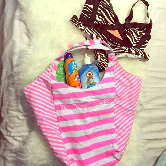 PINK Victoria's Secret Handbags - VS tote on hold