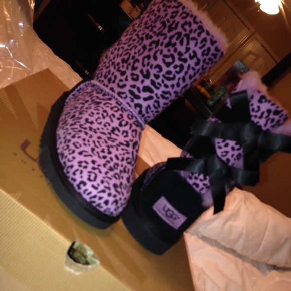 Purple Bow Uggs