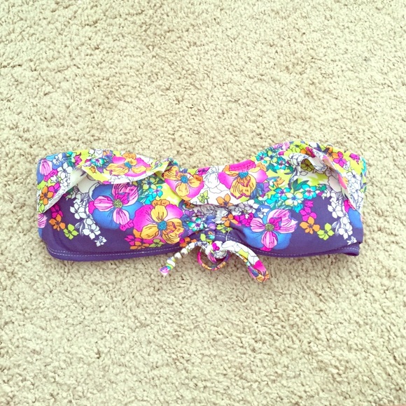 Kirra Strapless Bikini top