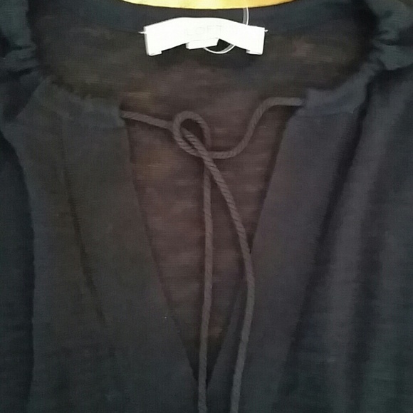 LOFT Navy Lightweight Hi Low Top - Picture 2 of 4