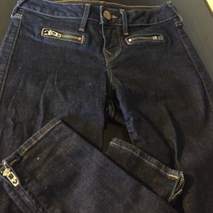 True Religion Sz 26 zipper skinny jeans