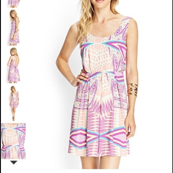 NWT abstract print tie back dress - forever 21 💜 - Picture 1 of 4