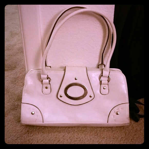 White hand bag