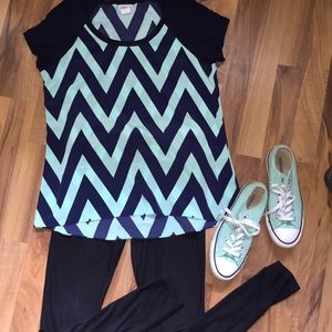 chevron day trip top