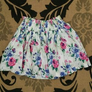 H&m floral skirt