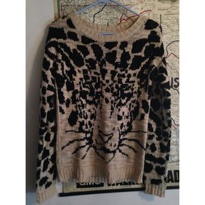 Cute Cheetah sweater 🐆❤️
